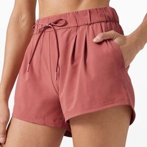 Stroll at sundown shorts